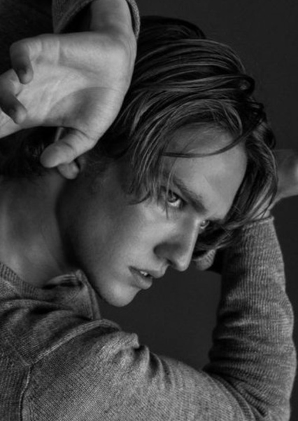 Julian MacKay photo