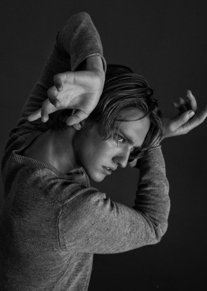 Julian MacKay photo