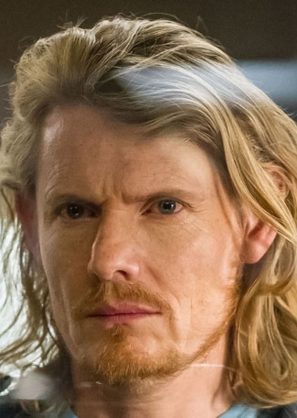 Julian Rhind-Tutt photo
