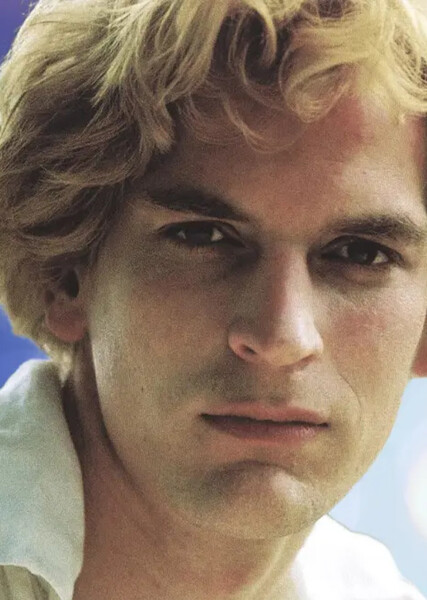 Julian Sands photo