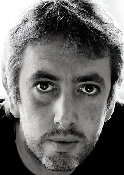 Julian Simpson photo
