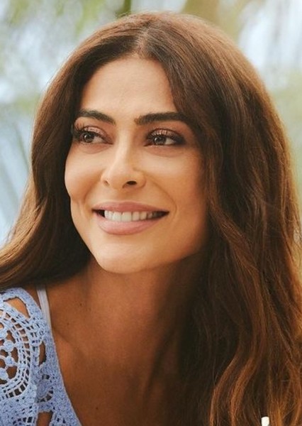 Juliana Paes photo