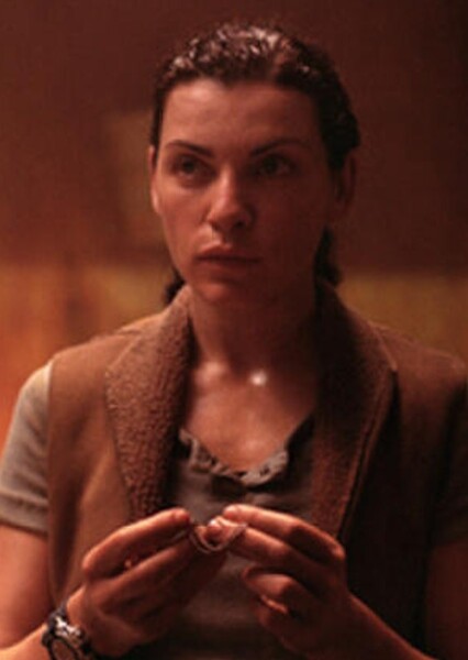 Julianna Margulies photo