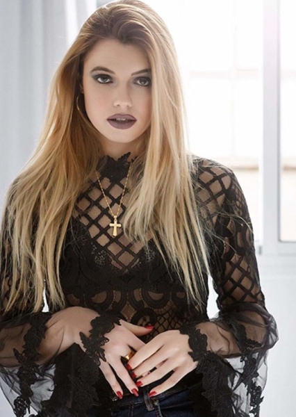 Julianne Binard