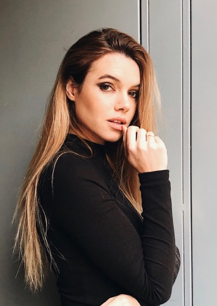 Julianne Binard photo