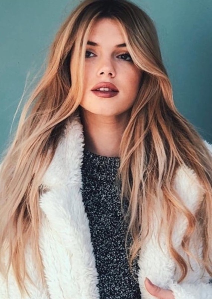 Julianne Binard photo