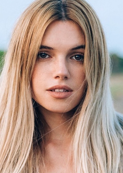 Julianne Binard