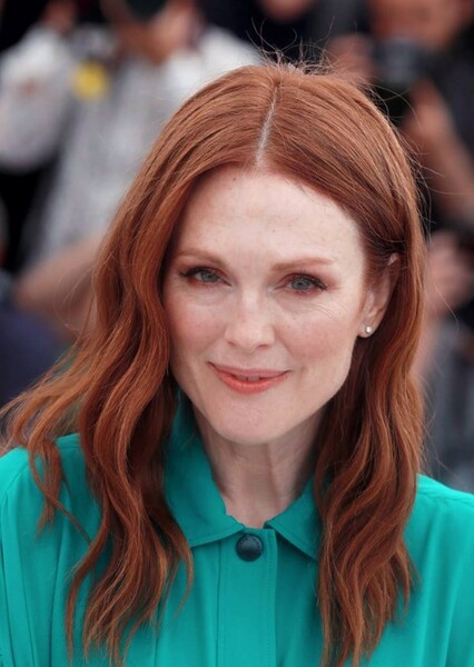 Julianne Moore photo