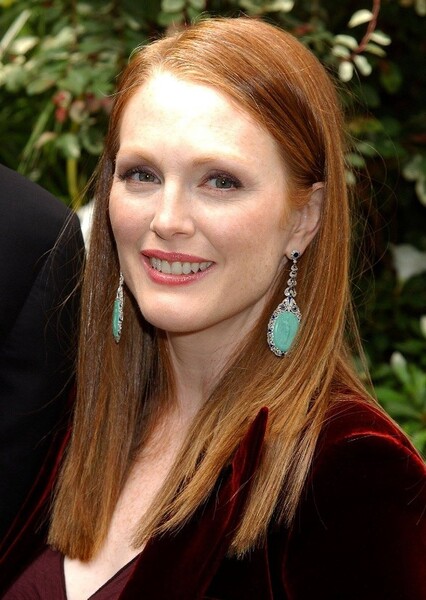 Julianne Moore photo