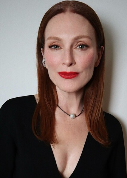 Julianne Moore photo