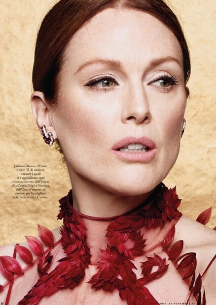Julianne Moore photo