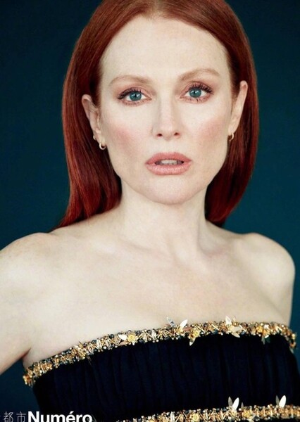 Julianne Moore photo