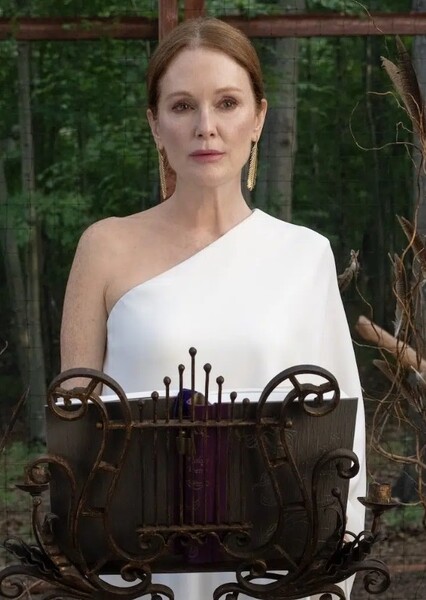Julianne Moore photo