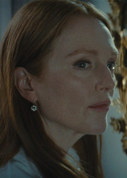 Julianne Moore photo