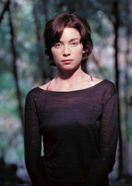 Julianne Nicholson photo