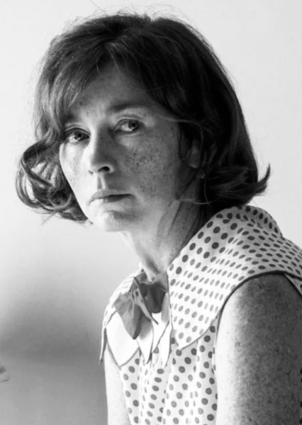 Julianne Nicholson photo