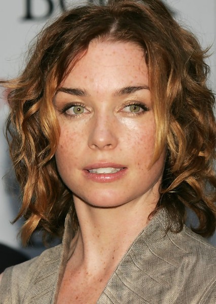Julianne Nicholson
