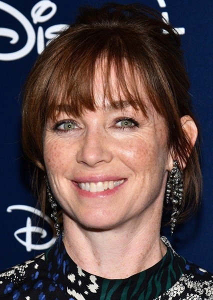 Julianne Nicholson