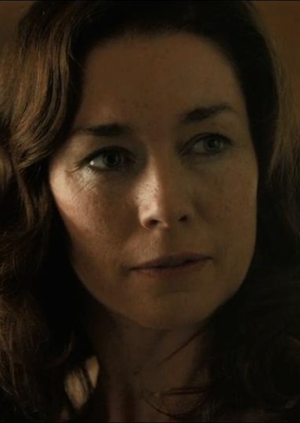 Julianne Nicholson