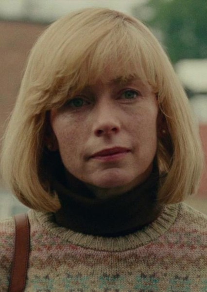 Julianne Nicholson photo