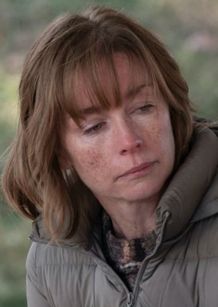 Julianne Nicholson photo