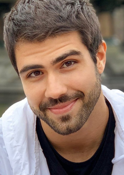 Juliano Laham photo