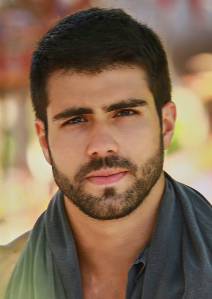 Juliano Laham photo
