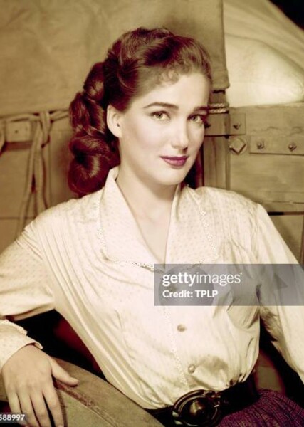 Julie Adams photo