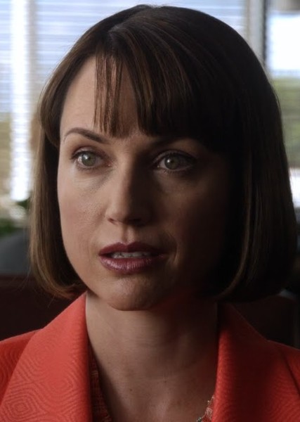 Julie Ann Emery photo