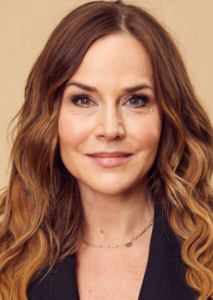 Julie Benz photo