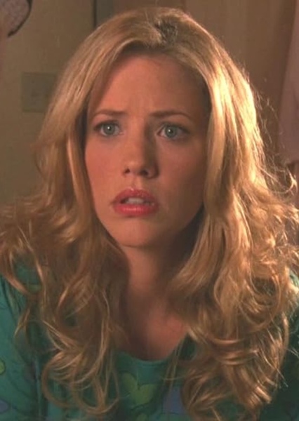 Julie Gonzalo photo