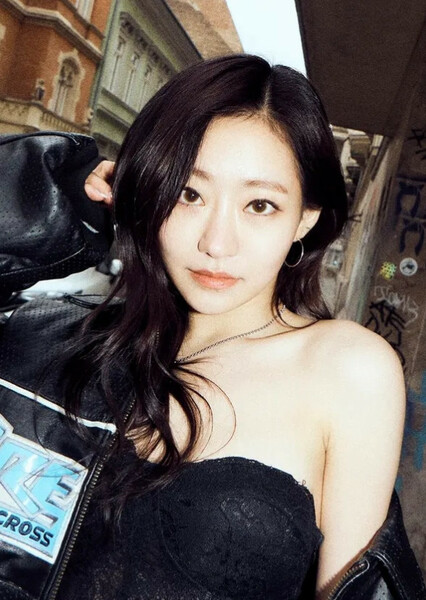 Julie Han photo