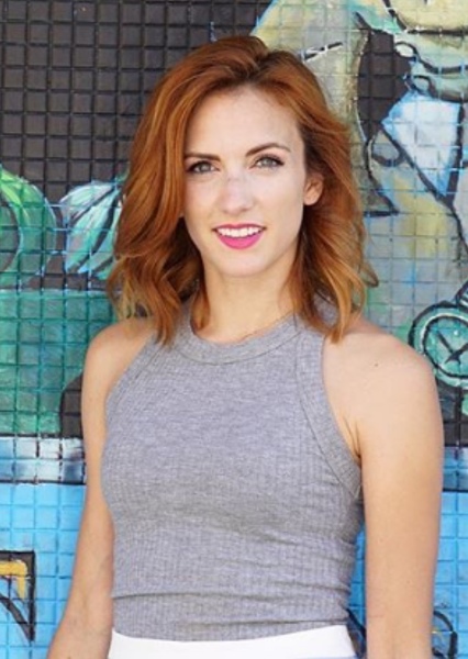 Julie Nolke photo