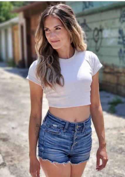 Julie Nolke photo