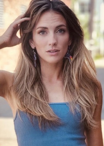 Julie Nolke photo