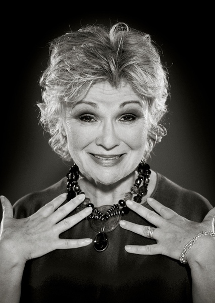 Julie Walters photo