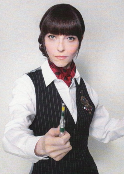 Juliet Landau photo