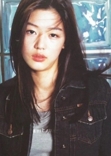 Jun Ji-hyun photo