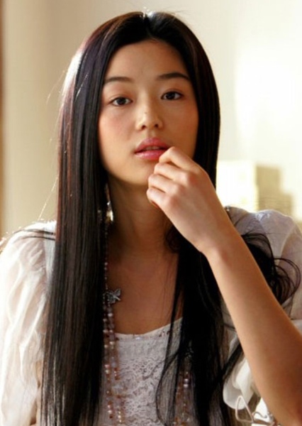 Jun Ji-hyun photo