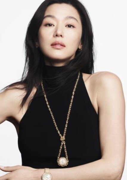 Jun Ji-hyun photo
