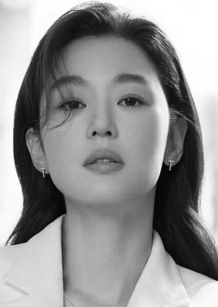 Jun Ji-hyun photo