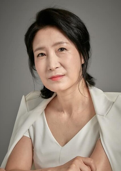 Jung Ah-mi photo
