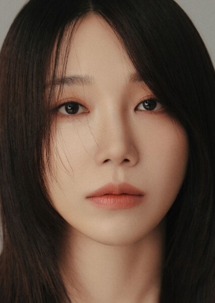 Jung Eun-ji photo