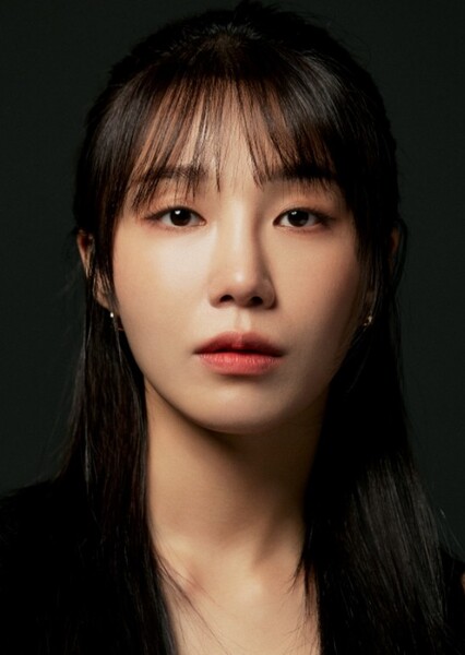 Jung Eun-ji photo