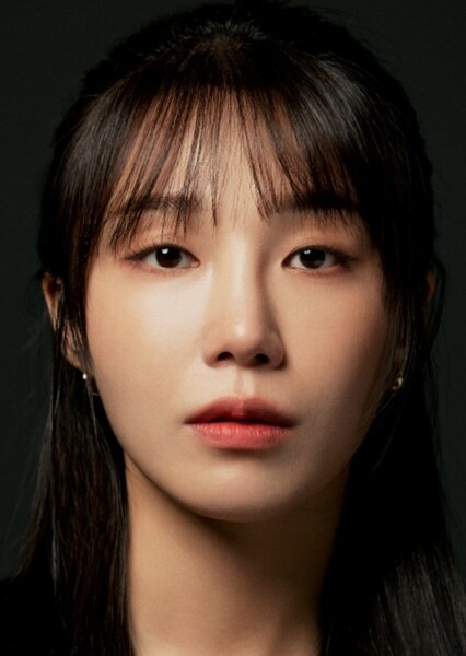 Jung Eun-ji photo