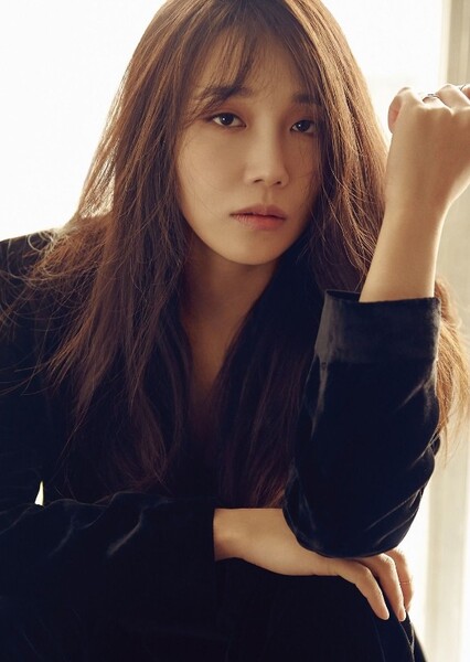 Jung Eun-ji photo