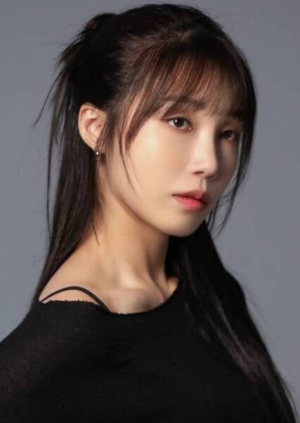 Jung Eun-ji photo