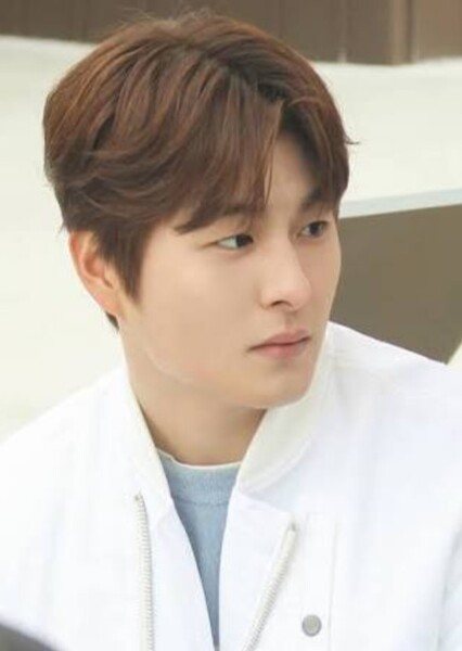 Jung Gun-joo photo