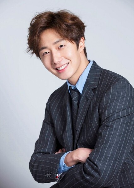 Jung Il-woo photo