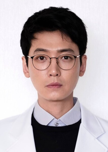 Jung Kyung-ho photo